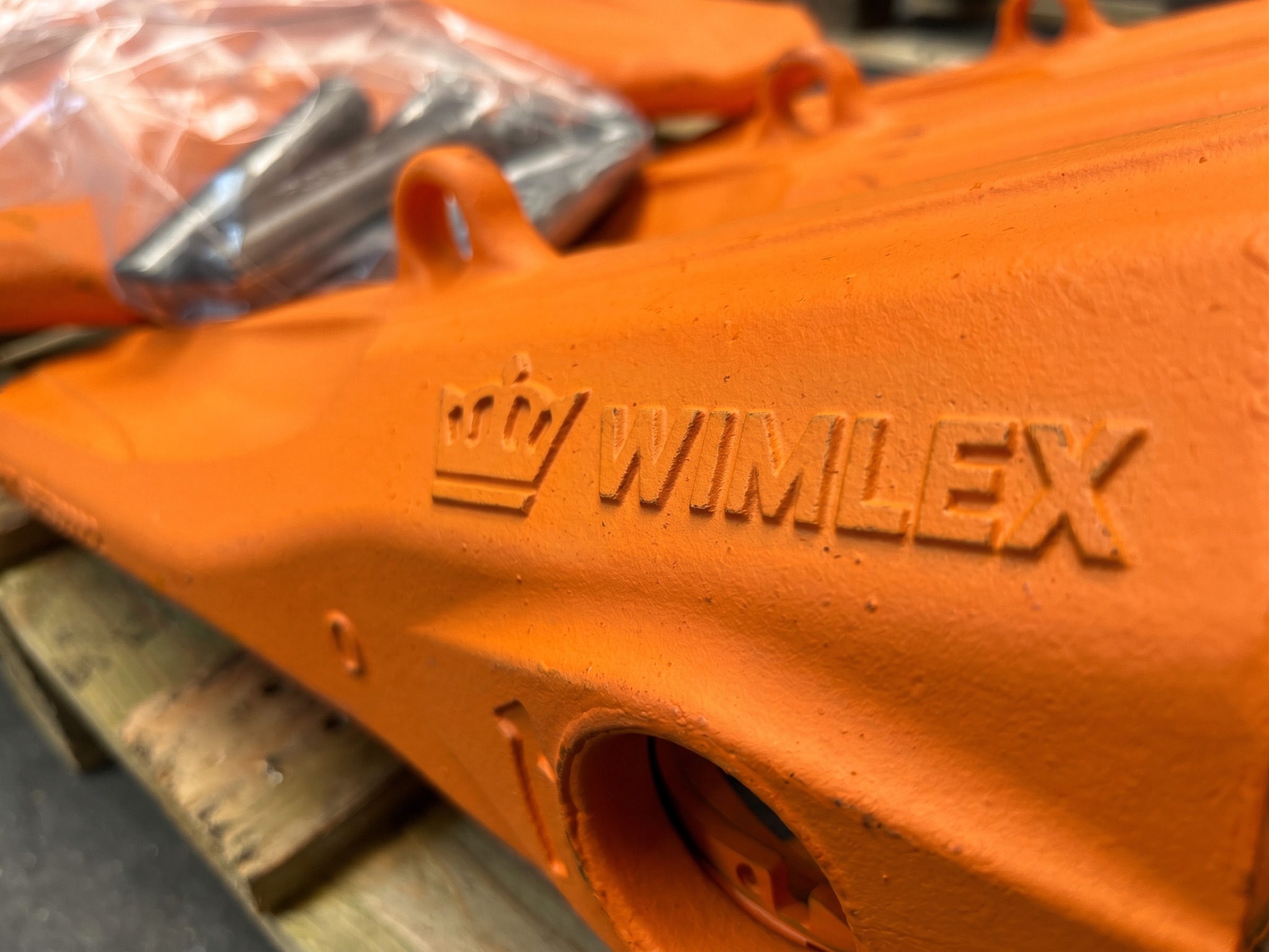 Oranje C-Rex®️ baktanden van C… Oranje C-Rex®️ baktanden van C…