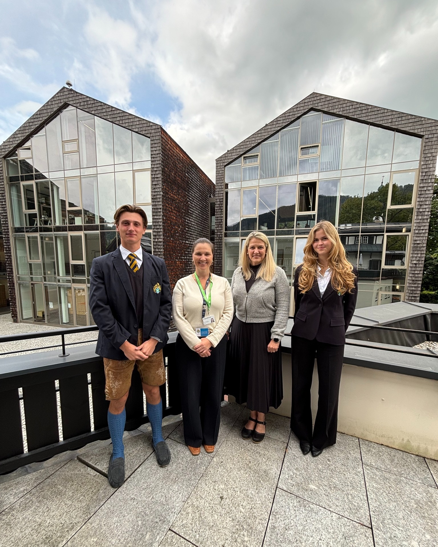 It was a pleasure to welcome 𝐂… It was a pleasure to welcome 𝐂…