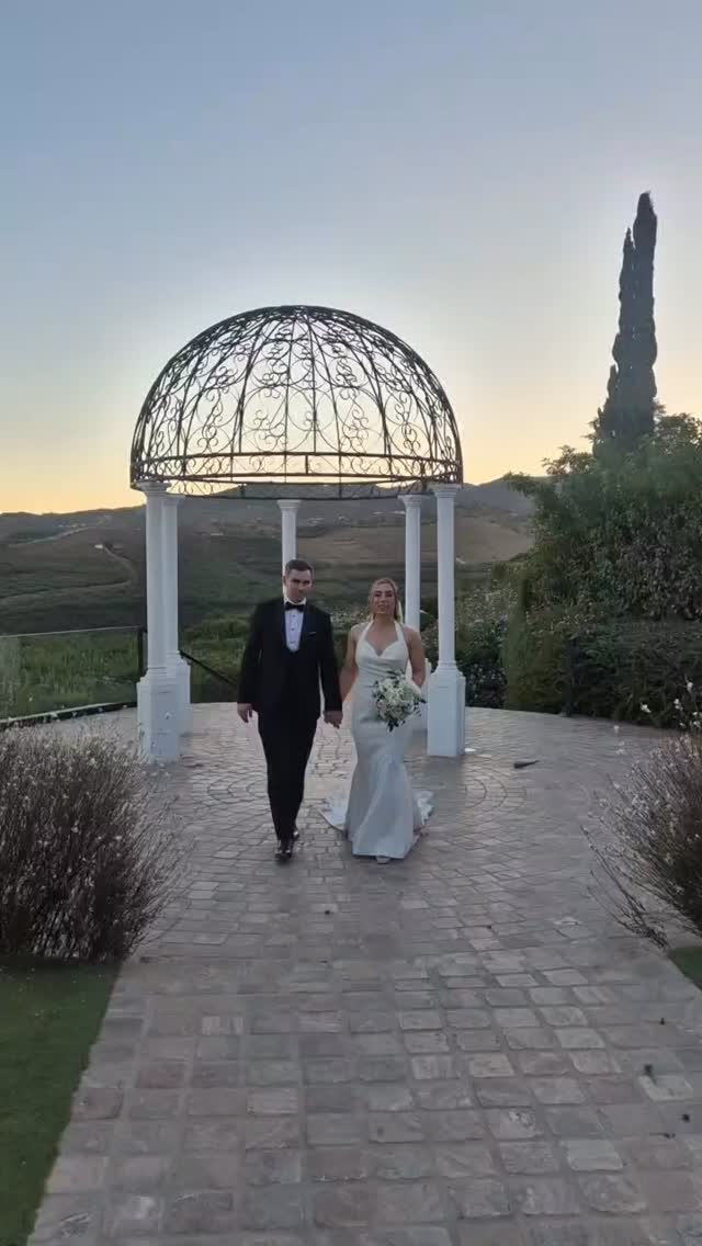 My Last wedding of 2025 with the beautiful Susanne and Kevin! What an amazing season! Highlights to follow 💕💕