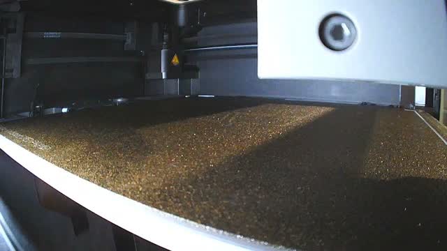 Iets met een nieuw speeltje.
Ja, ik ben dus overstag. Altijd geroepen wat moet je met een 3D printer. Maar begin toch de toevoeging wel te zien!
#peerwood #3dprinter #bambu