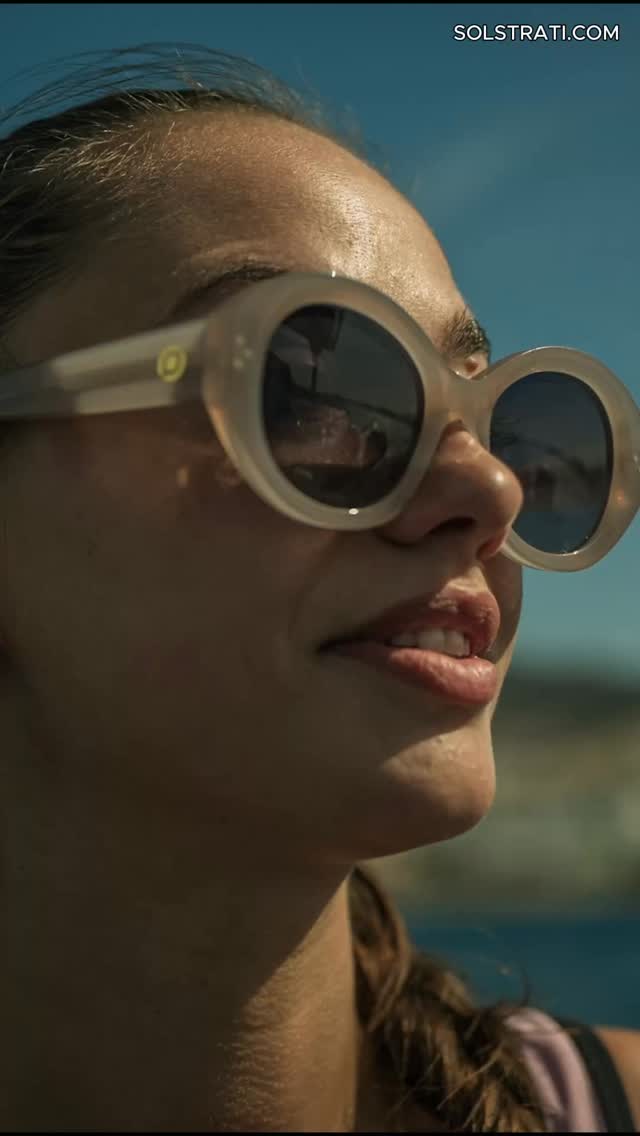 For sunny days that aren’t going anywhere and that’s the point. Upgrade your Sunday mood with Sølstrati. #sunglasses #scandinaviandesign #newcollection #osloframe #oslo