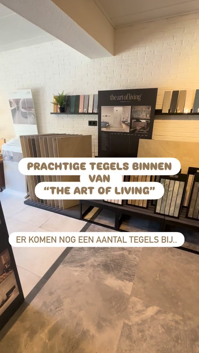 Nieuwe display geplaatst met prachtige tegels van. “THE ART OF LIVING”!! Nieuwsgierig geworden?
Wij hebben nog veel meer tegels in veel formaten en kleuren voor uw badkamer, toilet, woonkamer of wandje voor de keuken of achter de kachel! Maar ook alles op het gebied van sanitair: badmeubels, kranen, wandclosets, glazen douche wanden of deuren, baden en voor de extra luxe een Sunshower!! Wees welkom !! TEGELSTUDIO WEST 5 Hessenweg West 5 in Ommen. #theartofliving #bathroomdesign #tiles #kranen #trends @theartofliving.online @michel.oprey @tegelstudio_west_5 @_tegelstudio_west_5_