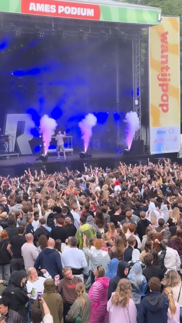 Zompig gras, biertje in de hand, gezellige mensen en muziek, gelukkig grotendeels ook nog droog gebleven, het was weer een topweekend in het Wantijpark ! #wantijpop #wantijlive #dordrecht #dejongstaal