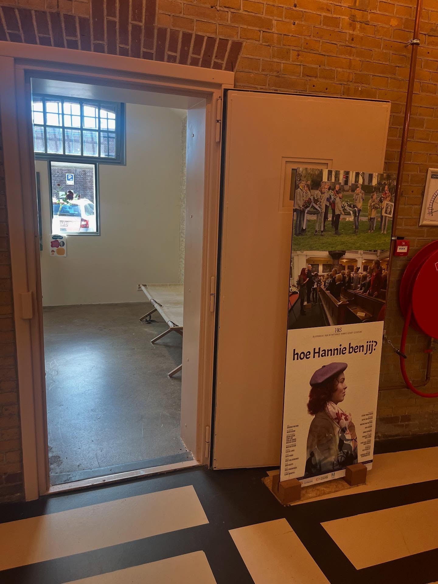Today is the official start of the first semester of @srhhaarlem business school where, in November, I will start the 10 week elective ‘Stategy & Consulting ‘ with 4th year students.
Some fascinating facts about SRH: ⚡️SRH University is one of the leading universities in Germany, with 19 campusses
⚡️The Haarlem campus is one of 2 campussen outside of Germany
⚡️ There are currently more then 70 Nationalities on campus.
⚡️What attracted me to teach part time is that SRH focusses on teaching young potentials business skills that are fit for future; digital transformation, business psychology and creative thinking.
⚡️Working on an exiting case for them to work on … more soon🎉. Interesting fact : the campus located in an 18th century jail,@dekoepel_haarlem