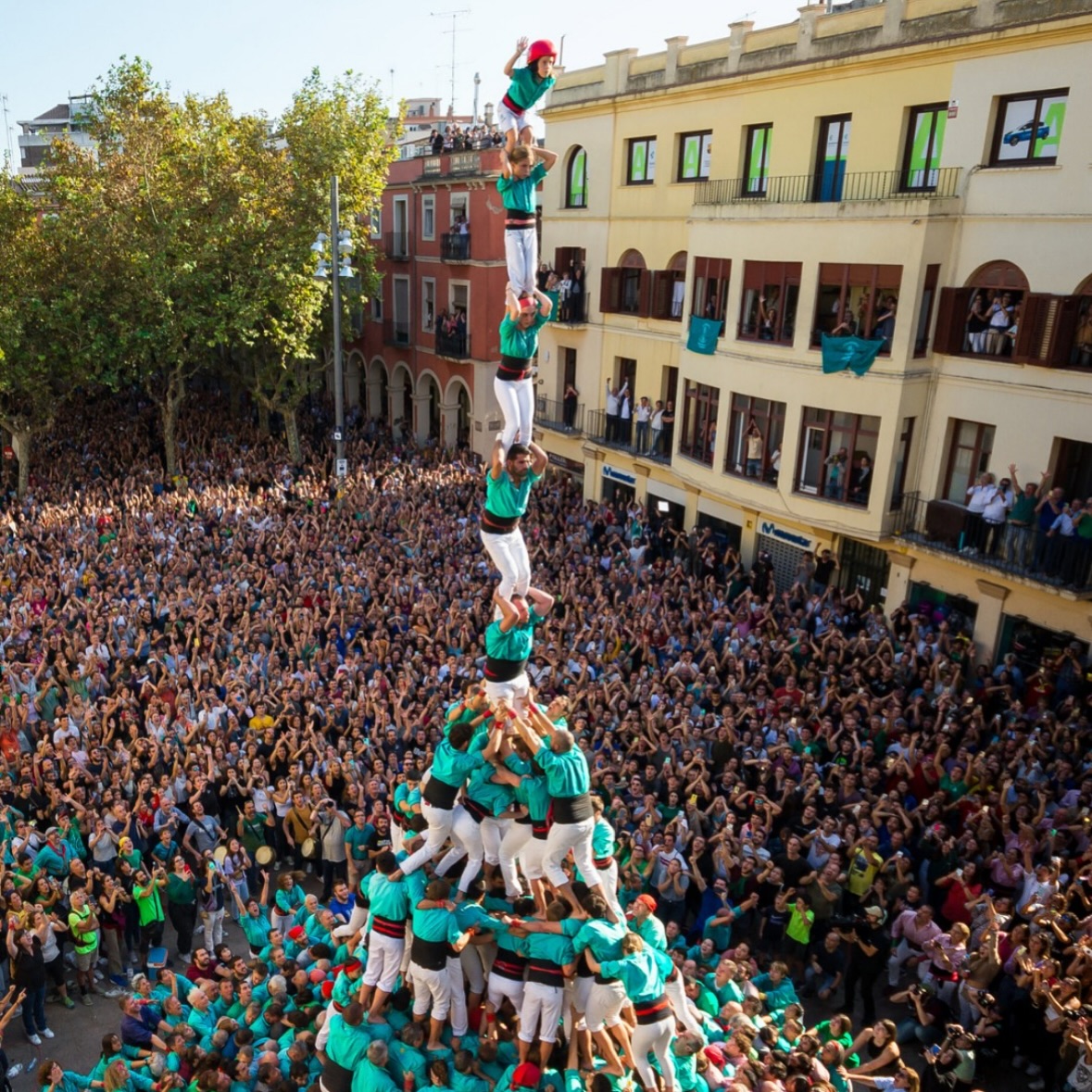 Per Festa Major, tots fem pinya És moment de retrobar-se i gaudir de la festa amb els familiars i am…