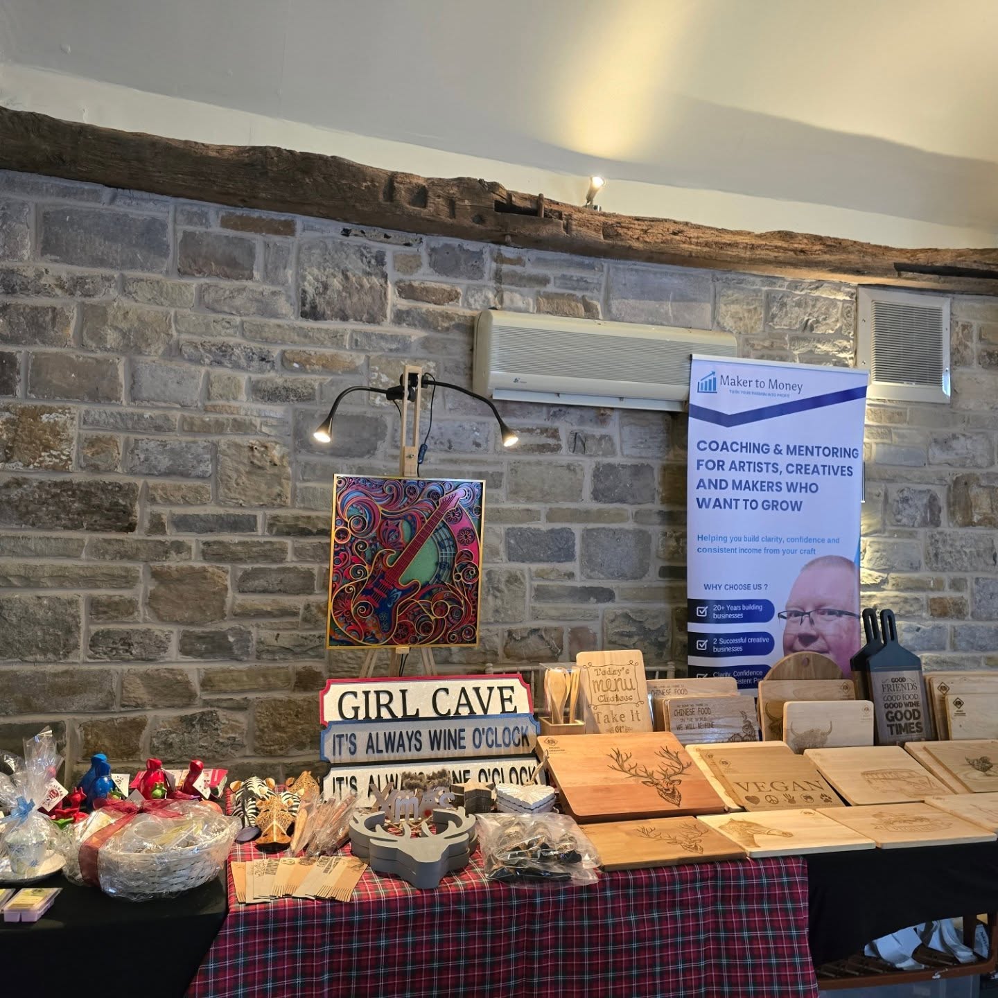 Christmas Fayre today 11am-3pm 🎄☃️
@tankersleymanorhotel
#christmasgifts🎁 #handmade #laserengraved #woodwork