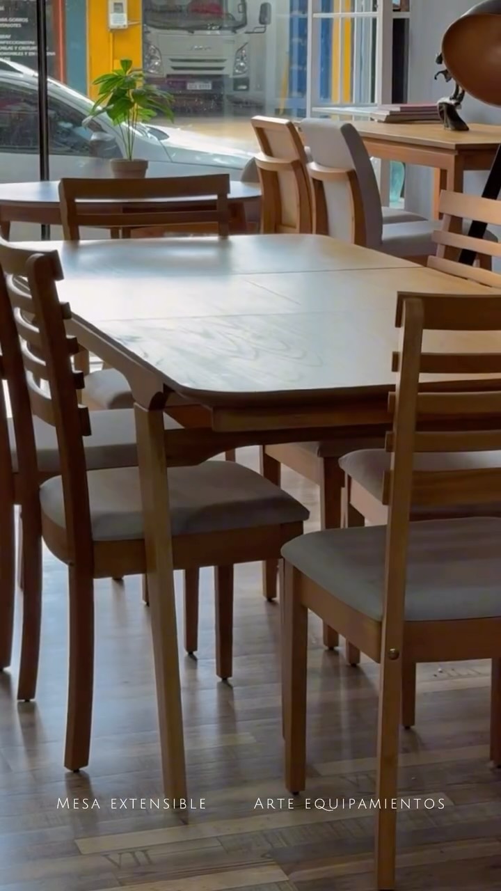 Juego de comedor Havanna en madera maciza, mesa extensible + 6 sillas.
Versátil, firme y con un diseño que se adapta a tu día a día y a tus reuniones.📲 Consultá por precio y disponibilidad
📍 Visitános en Arte Equipamientos