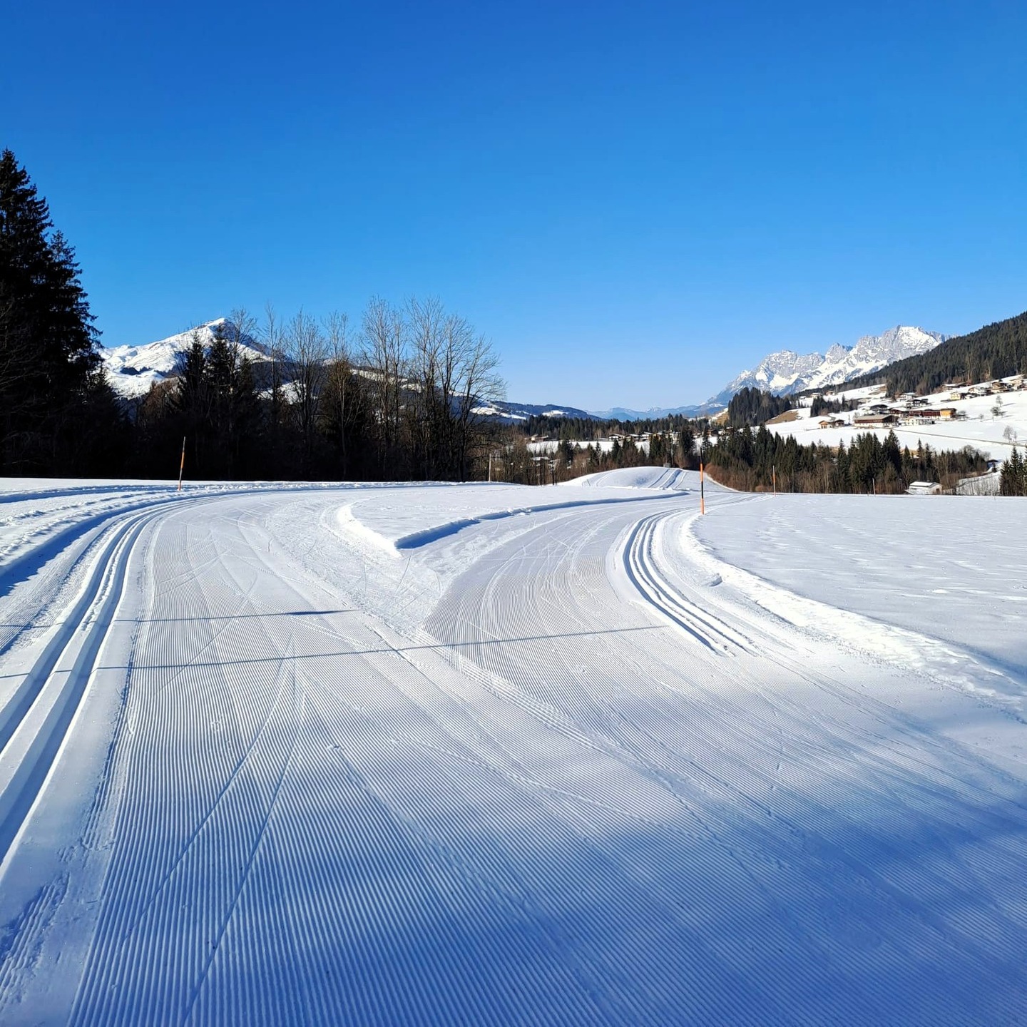 Schifahren, Winterwandern, Langlaufen, Rodeln und vieles mehr in den #KitzbühelerAlpen
#einfachnurbärig.
#Skicircus #Saalbach #Hinterglemm #Leogang #Fieberbrunn
#GästehausElisabethFieberbrunn
#FerienwohnungSaalbachFieberbrunn
#PillerseeTal #Fieberbrunn #Tirol
#daWerna