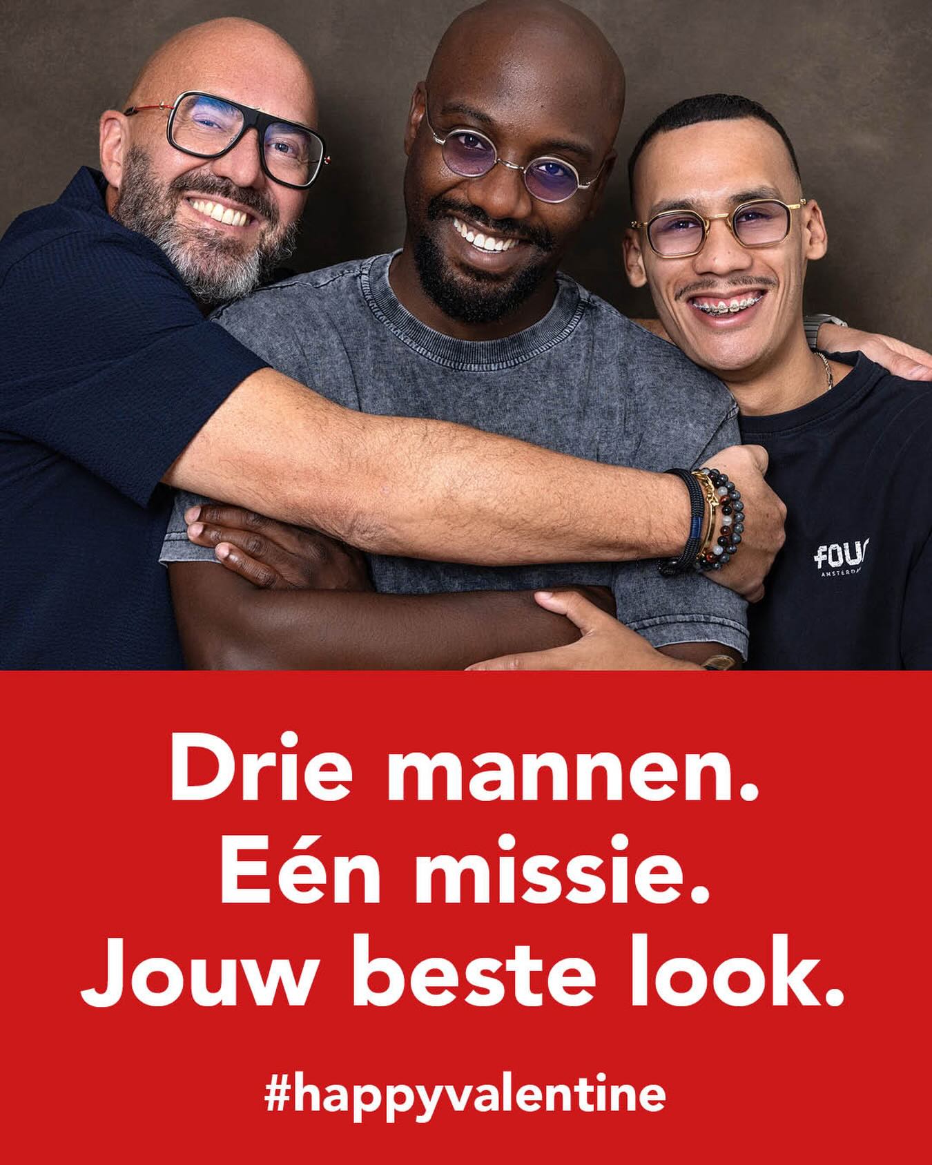 Kom langs! #valentijn #missie #opticien #gorinchem #coolebrillen 📷 @anita_reynders_fotografie